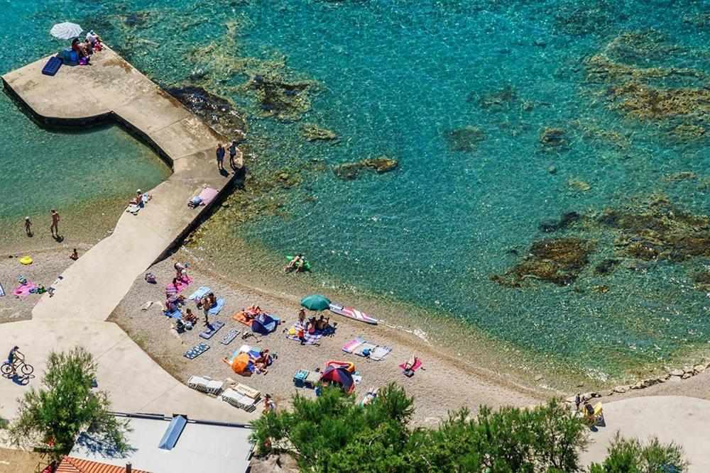 Apartmani Rahela Vodice Exteriör bild