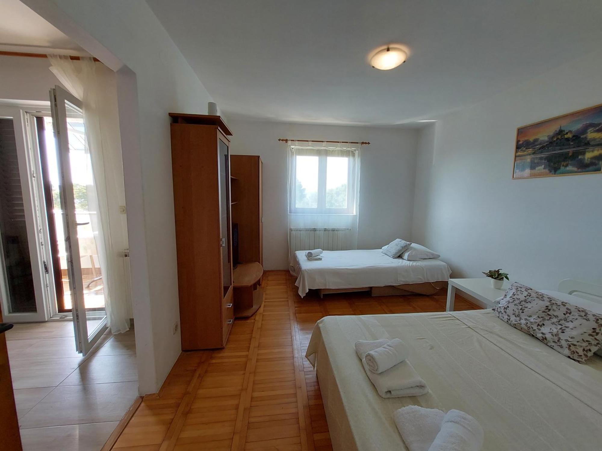 Apartmani Rahela Vodice Exteriör bild
